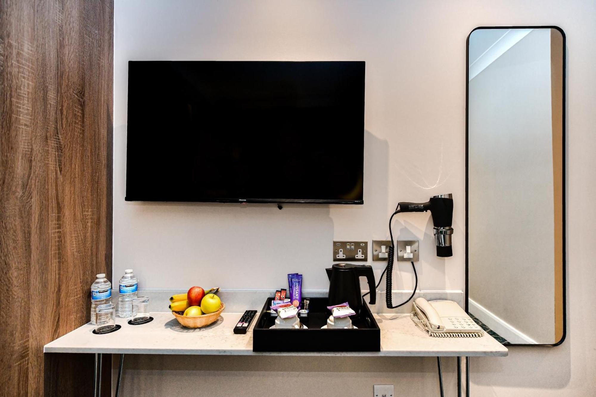 Queens Park Premier London Hyde Park Экстерьер фото