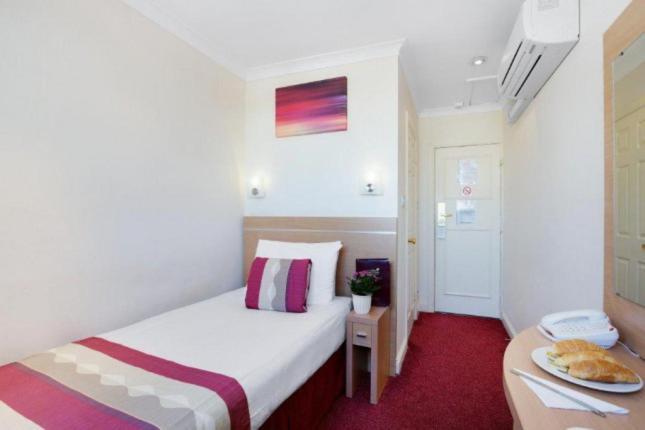 Queens Park Premier London Hyde Park Экстерьер фото
